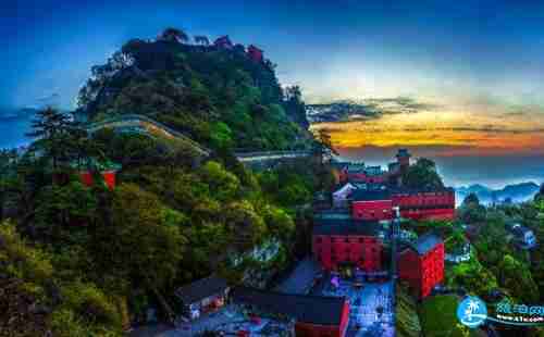 十堰武当山门票多少钱 十堰武当山交通攻略