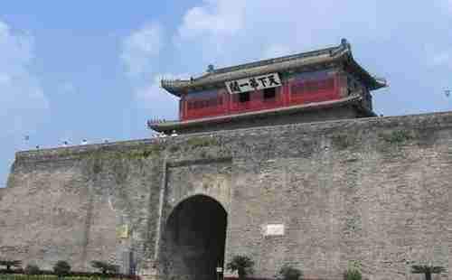 中國十大名關排名