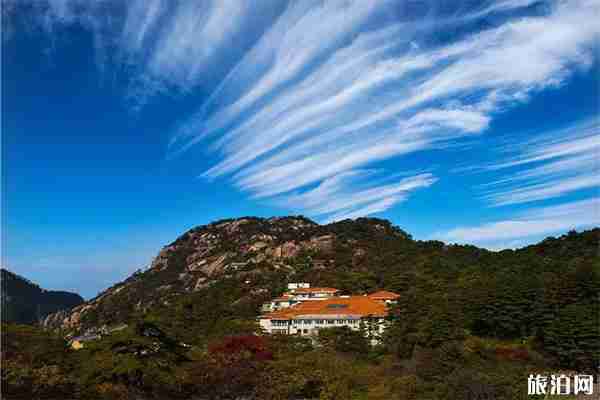 自駕黃山車停在哪里好，附停車收費(fèi)標(biāo)準(zhǔn)+高速哪個(gè)出口方便