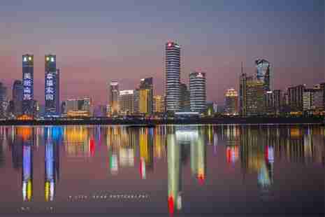 2019南昌跨年倒計時燈光秀時間