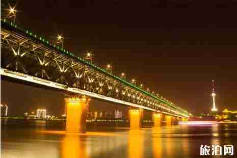 2019年五一武汉长江灯光秀时间+地点+交通+介绍