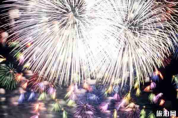 日本花火大会需要买票吗 花火大会如何选座位+怎么占座