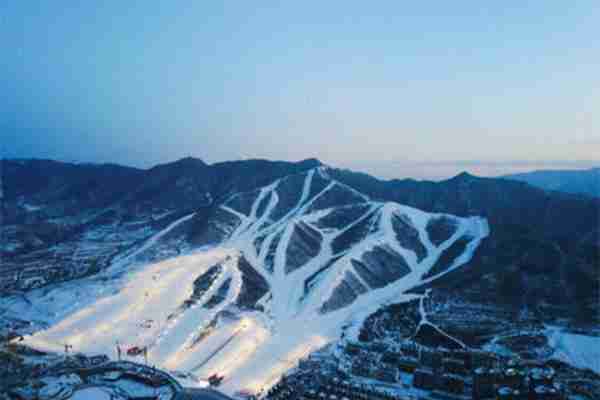 2019~2020富龙滑雪场11月15日开板 附滑雪票价格+器材租借费用