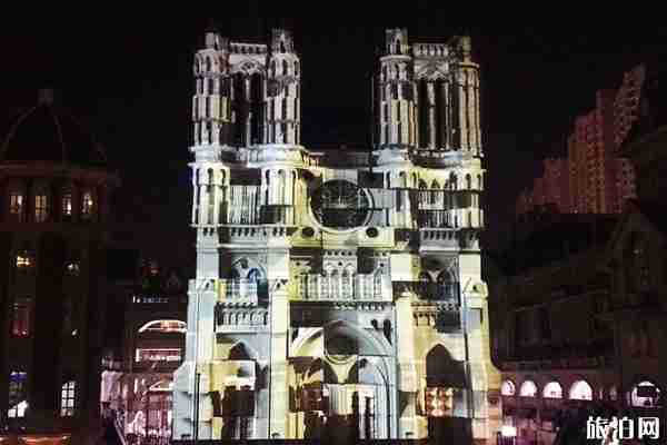 2020武漢光谷步行街跨年倒數 多莫大教堂光影秀