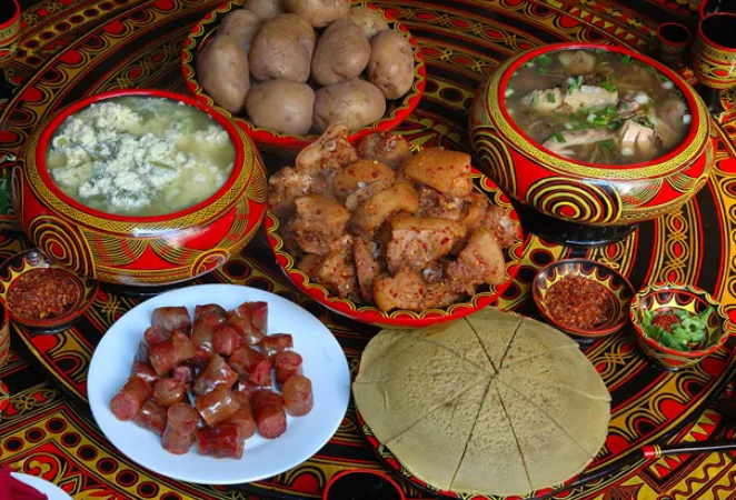 普格美食都很有彝族特色,与西昌的美食体系不尽相同,去了这一定要试下