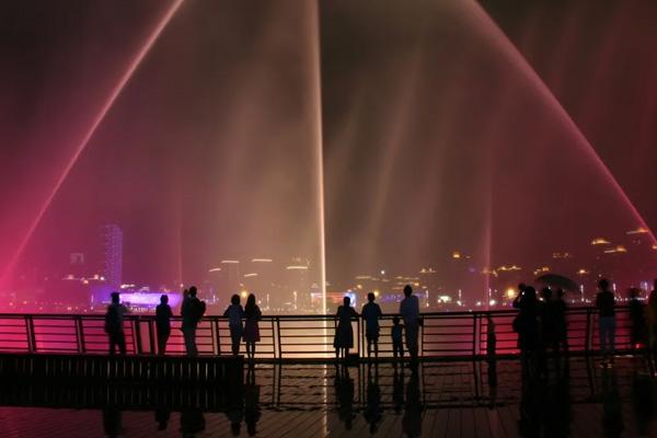 2021年4月25日至29日泰山西湖景区喷泉停喷