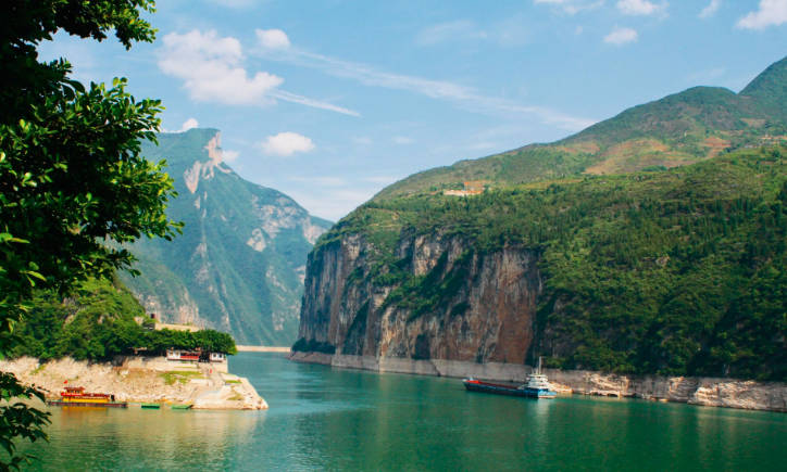 长江三峡指的是哪三峡瞿塘峡巫峡西陵峡瞿塘峡读音qútángxiá