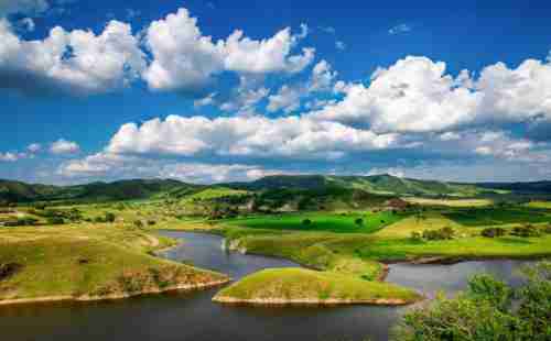 乌兰布统有什么好玩的地方 乌兰布统有什么好玩的地方