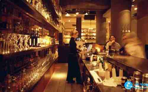 香港有哪些不錯的酒吧 香港酒吧打多少錢