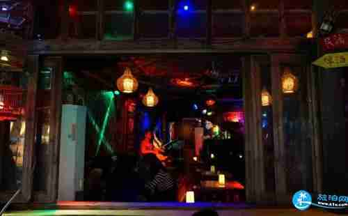 陽朔西街哪個酒吧好玩 陽朔西街哪個酒吧好玩