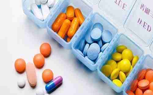 老年人旅游需要带什么