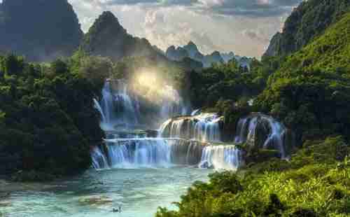 廣西德天瀑布在哪里 景點介紹 廣西德天瀑布在哪里 景點介紹