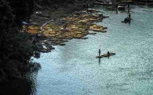 廣西德天瀑布在哪里 景點介紹 廣西德天瀑布在哪里 景點介紹
