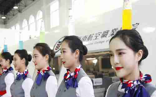 哪个航空公司的空姐最漂亮 哪个航空公司的空姐最漂亮