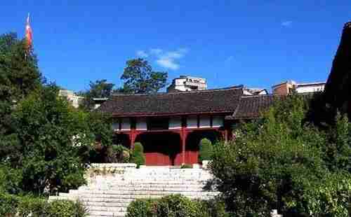 昭通旅游景点大全+美食介绍2018