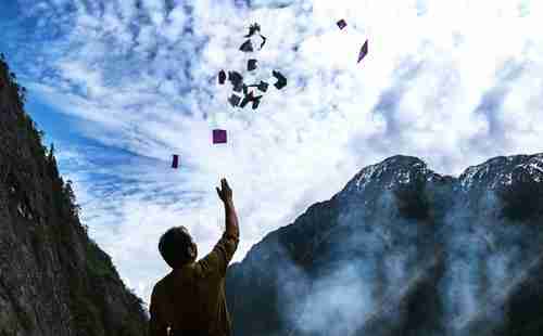 雨崩村在哪里 旅游景点介绍 雨崩村在哪里 旅游景点介绍