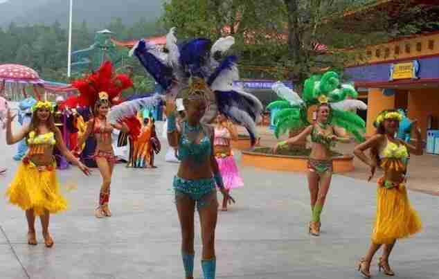 2018南京歡樂水魔方表演時間及節目表演介紹