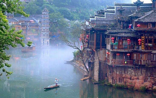 湖南鳳凰古鎮(zhèn)好玩嗎 鳳凰古鎮(zhèn)玩什么好玩的