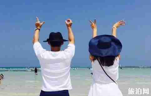 情侣旅行拍照姿势大全 情侣旅行拍照姿势大全