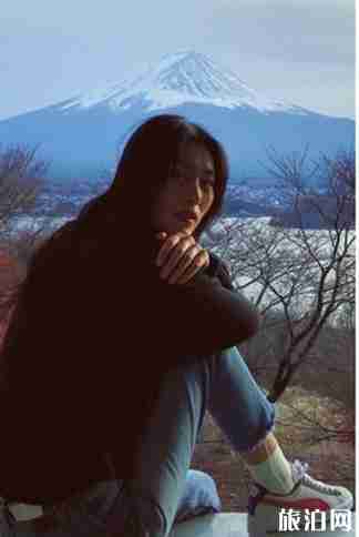 女生旅行时穿什么鞋既舒适又好看