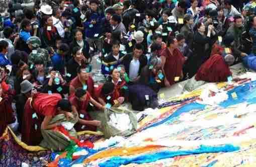 雪顿节是哪个民族的节日 雪顿节是什么时候+活动介绍 雪顿节是哪个民族的节日 雪顿节是什么时候+活动介绍