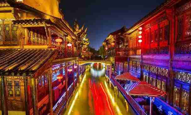 台儿庄古城的夜景门票多少 台儿庄古城的夜景图片 台儿庄古城的夜景门票多少 台儿庄古城的夜景图片