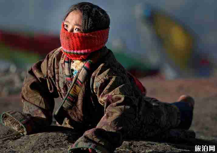 藏族磕長(zhǎng)頭的目的地是哪里 藏族磕長(zhǎng)頭的意義是什么