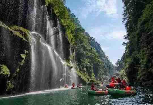 湖南永吉高速 抖音上最火最美的公路 湖南永吉高速 抖音上最火最美的公路