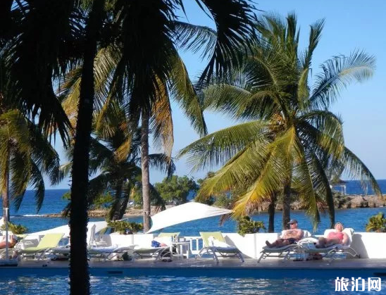 全球有哪些海灘禁止穿衣服 國外海灘哪里好玩