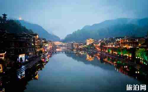 凤凰古镇旅游攻略 凤凰古镇住哪里比较好 凤凰古镇旅游攻略 凤凰古镇住哪里比较好