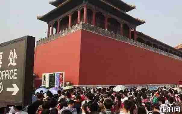 北京地鐵擁擠圖片 十一北京最擁擠的景點有哪些