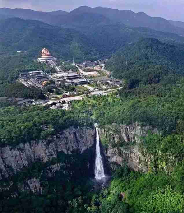 宁波五龙潭观瀑水景玻璃天桥攻略 宁波五龙潭观瀑水景玻璃天桥攻略