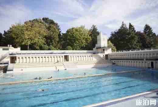 法国游泳去哪些地方 法国游泳馆推荐 法国游泳去哪些地方 法国游泳馆推荐