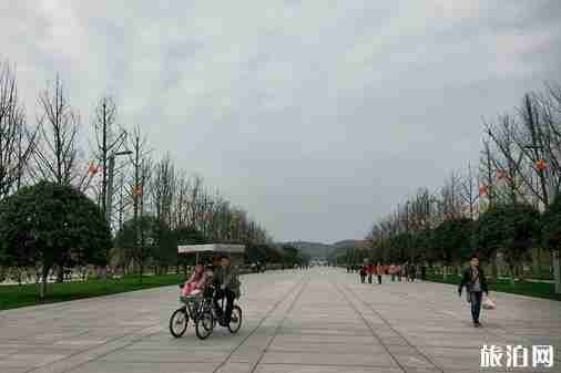 重庆渝北中央公园怎么去