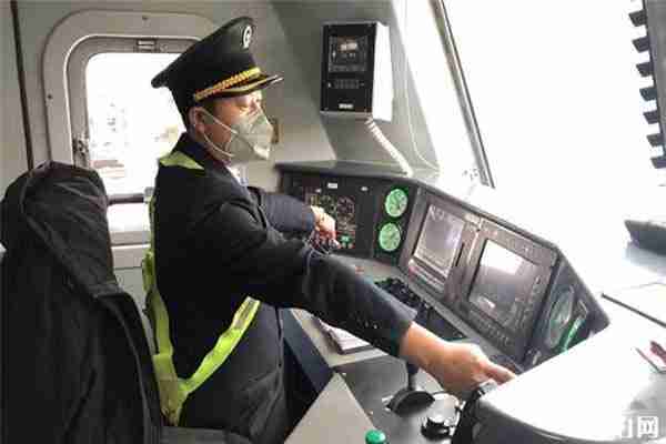 新疆高速公路路況查詢和電話號碼是多少