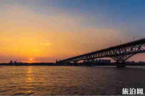 南京武漢長江大橋哪個名氣大 南京武漢長江大橋哪個名氣大