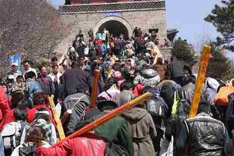 2018泰山11月5日起禁燒香紙