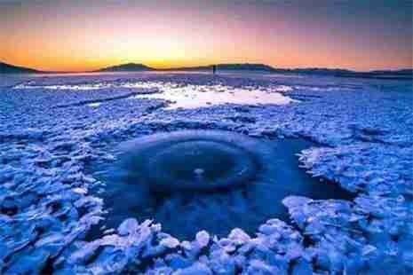 新疆賽里木湖冰泡藍冰觀賞時間是什么時候