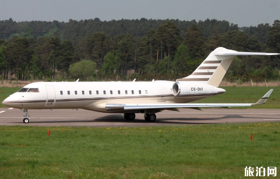 隐形眼镜可以带上飞机吗 哪些化妆品不能带上飞机 隐形眼镜可以带上飞机吗 哪些化妆品不能带上飞机