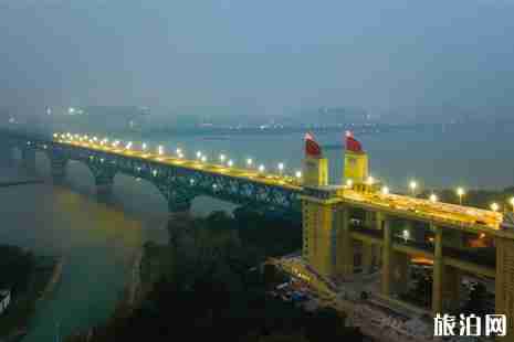 南京長江大橋通車時(shí)間 南京長江大橋參觀攻略 南京長江大橋通車時(shí)間 南京長江大橋參觀攻略