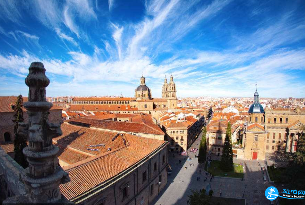 西班牙火车票怎么买 西班牙自驾注意事项