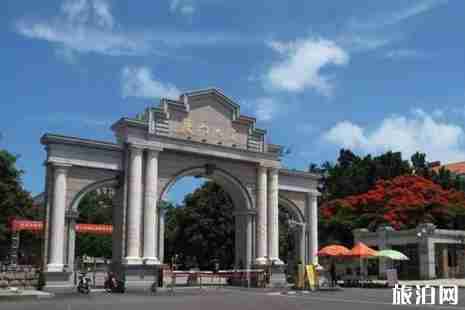 廈門大學有幾個門