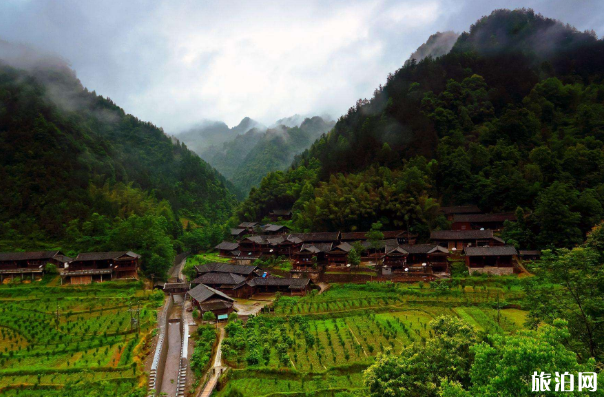 到湖北恩施怎么去 恩施包車還是自駕 到湖北恩施怎么去 恩施包車還是自駕