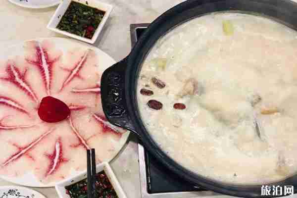 稻城哪里住宿舒服+美食推荐