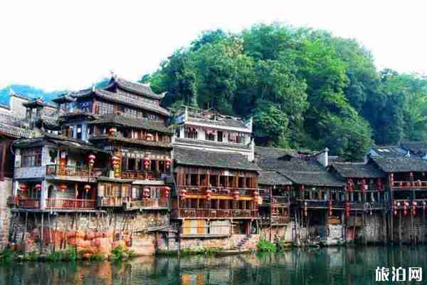 去凤凰古城怎么停车 凤凰古城自驾游车停哪 去凤凰古城怎么停车 凤凰古城自驾游车停哪