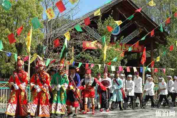 昆明火車站去云南民族村怎么走
