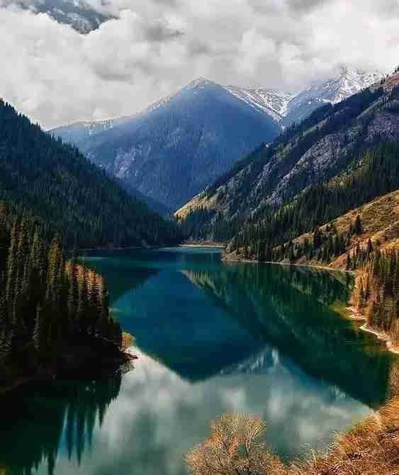 2018最新免簽和落地簽國家名單大全