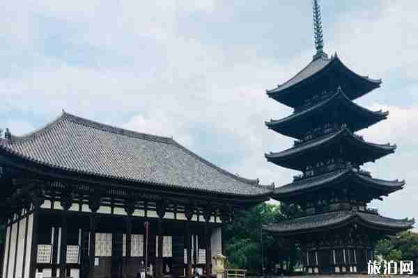 奈良公園里面有幾個寺 奈良公園的寺廟叫什么名字