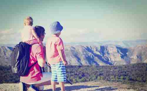 孩子几岁出国旅游比较好