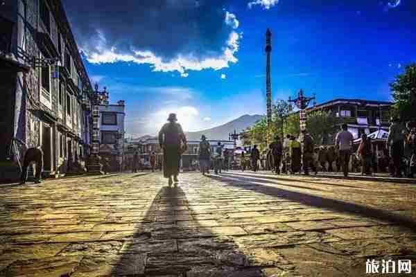 拉萨八廓街购物攻略